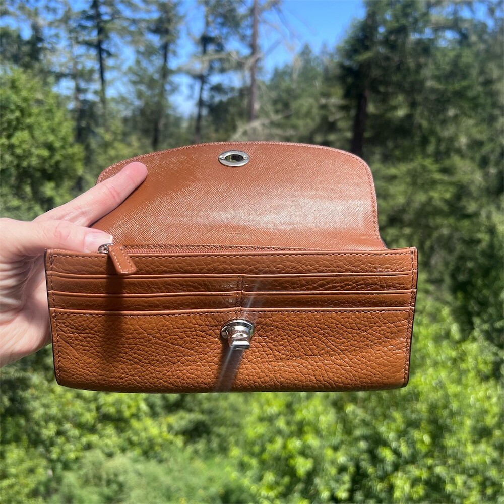 COACH VINTAGE Brown Pebble Leather Wallet w Turn-Lock and Silver Hardware - Picture 6 of 14